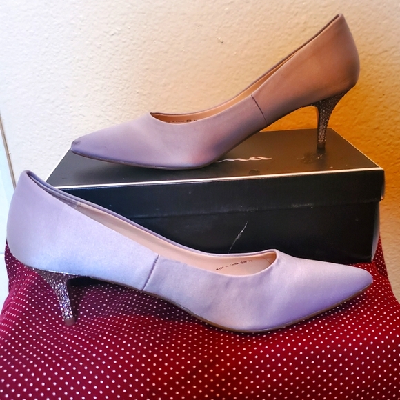 ๐ Mina Rhinestone Heels ๐ - Picture 1 of 7